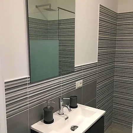 Bed and Breakfast Four Μπολόνια