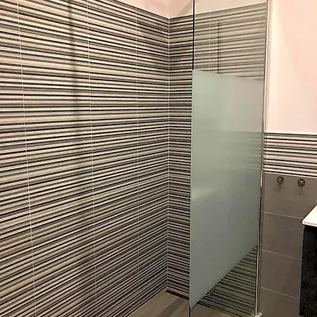 Four Bed and Breakfast Μπολόνια